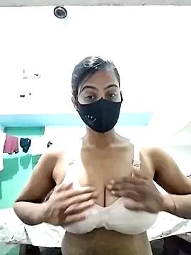 desiqueensneha from StripChat is Freechat