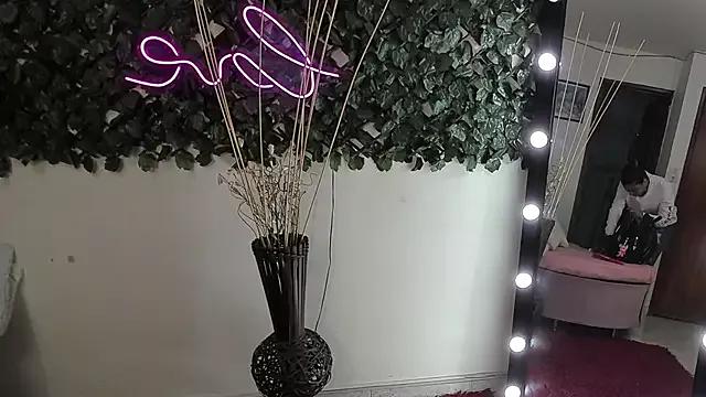 Girls and cam to cam: Watch as these sophisticated entertainers uncover their stunning costumes and curvaceous curves online!
