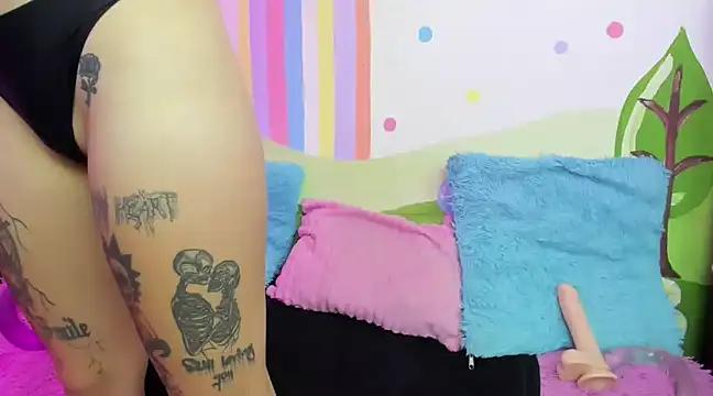 Girls and cam to cam: Watch as these sophisticated entertainers uncover their stunning costumes and curvaceous curves online!