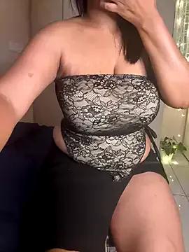 Girls and cam to cam: Watch as these sophisticated entertainers uncover their stunning costumes and curvaceous curves online!