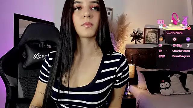 Girls and cam to cam: Watch as these sophisticated entertainers uncover their stunning costumes and curvaceous curves online!
