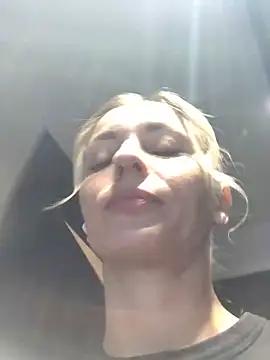 Diamond_Bunny_ from StripChat is Freechat