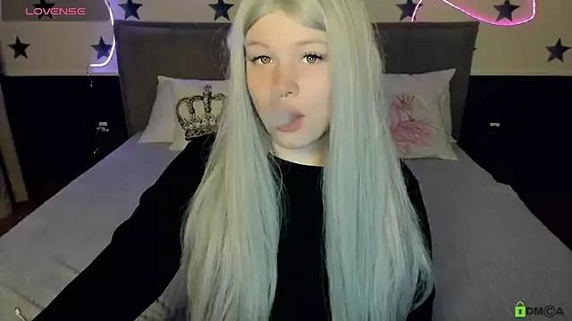 Diana_Dream from StripChat is Freechat