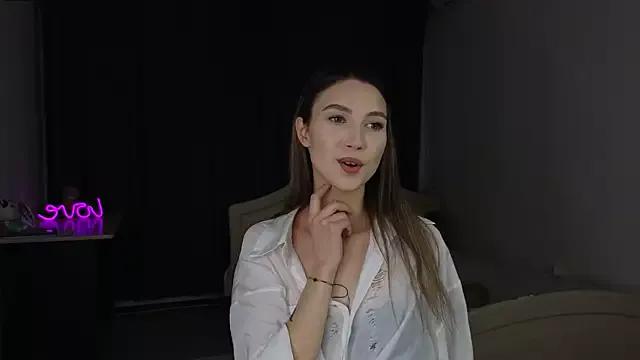 diana_piar from StripChat is Freechat