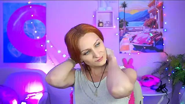 Girls and cam to cam: Watch as these sophisticated entertainers uncover their stunning costumes and curvaceous curves online!