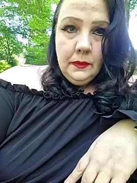 DiewildeRose from StripChat is Freechat