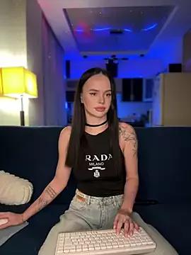 Girls and cam to cam: Watch as these sophisticated entertainers uncover their stunning costumes and curvaceous curves online!