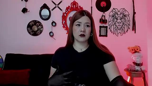 Girls and cam to cam: Watch as these sophisticated entertainers uncover their stunning costumes and curvaceous curves online!
