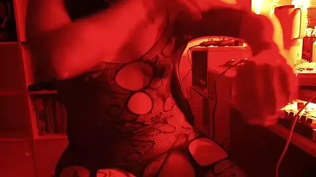 Girls and cam to cam: Watch as these sophisticated entertainers uncover their stunning costumes and curvaceous curves online!