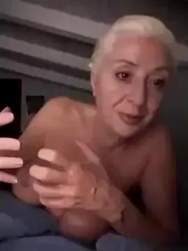 divinaerotica from StripChat is Freechat