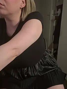 Photos of dollssfr from StripChat is Freechat