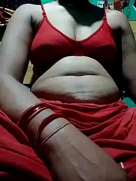 DOLLY-739 from StripChat is Freechat
