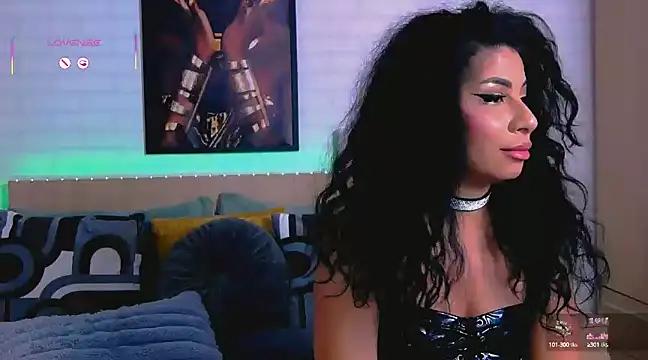 Girls and cam to cam: Watch as these sophisticated entertainers uncover their stunning costumes and curvaceous curves online!