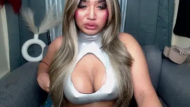 Girls and cam to cam: Watch as these sophisticated entertainers uncover their stunning costumes and curvaceous curves online!