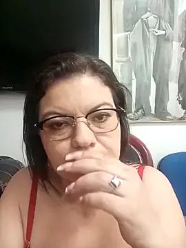 Dominiqueen from StripChat is Freechat