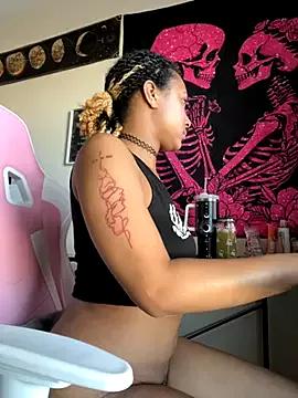 Girls and cam to cam: Watch as these sophisticated entertainers uncover their stunning costumes and curvaceous curves online!