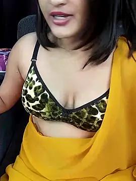 Dreamgirl-situ from StripChat is Freechat