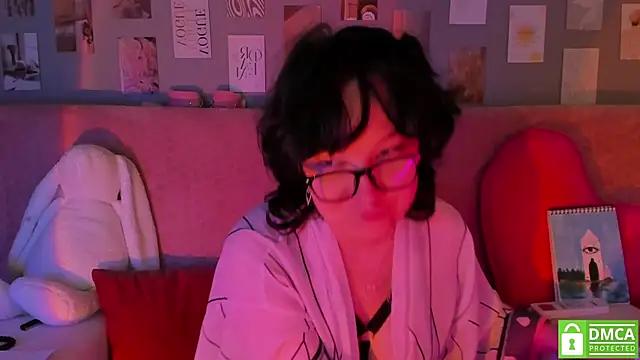 dreamgirllovee from StripChat is Freechat