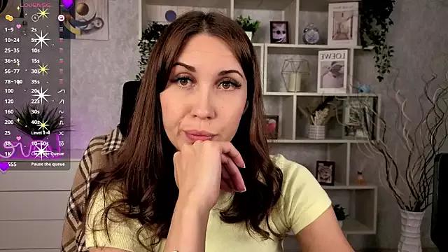 Girls and cam to cam: Watch as these sophisticated entertainers uncover their stunning costumes and curvaceous curves online!