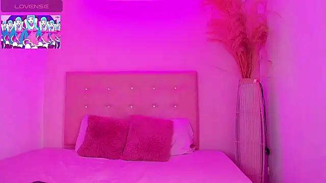 Girls and cam to cam: Watch as these sophisticated entertainers uncover their stunning costumes and curvaceous curves online!