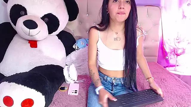 eimyy_rouse from StripChat is Freechat