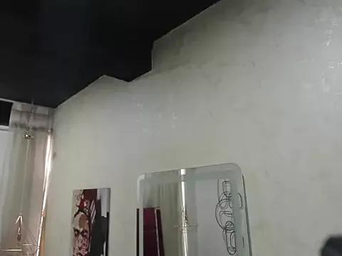 Elara_li from StripChat is Freechat