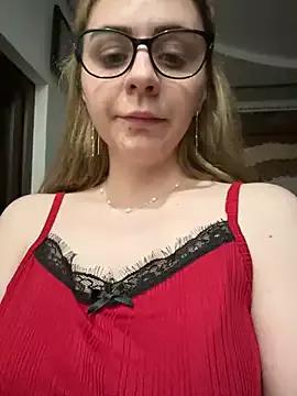 Photos of ElieNova from StripChat is Freechat