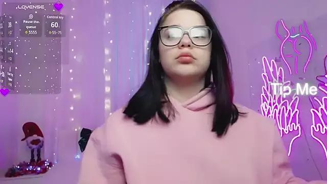 Eliss_Shyyo from StripChat is Freechat