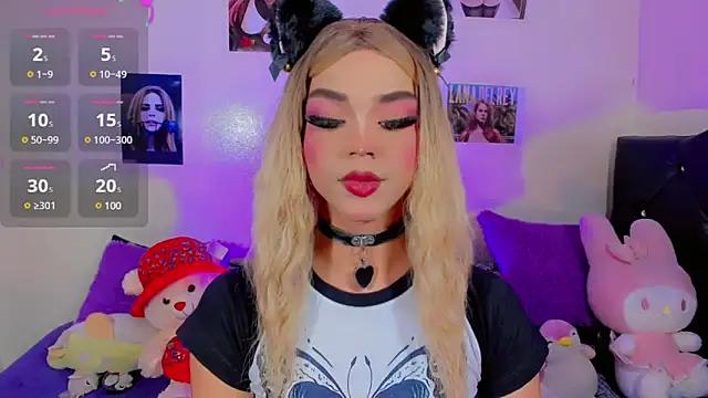 Girls and cam to cam: Watch as these sophisticated entertainers uncover their stunning costumes and curvaceous curves online!