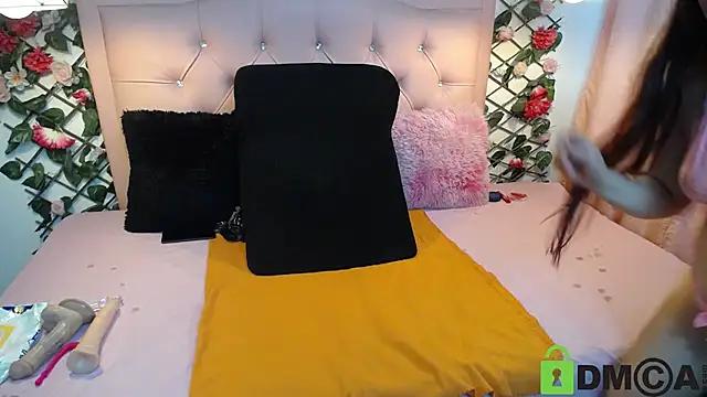 Girls and cam to cam: Watch as these sophisticated entertainers uncover their stunning costumes and curvaceous curves online!