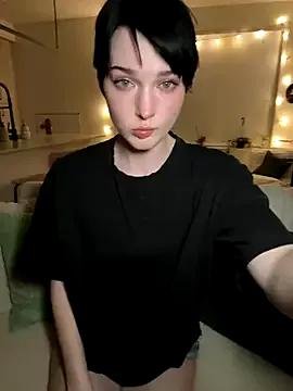Ella-Blue from StripChat is Freechat