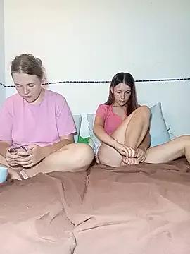ella_grays from StripChat is Freechat