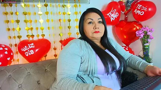 Girls and cam to cam: Watch as these sophisticated entertainers uncover their stunning costumes and curvaceous curves online!