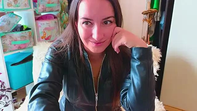 ElsaDream from StripChat is Freechat