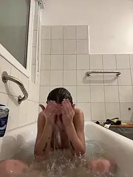 Emilia_Mausi from StripChat is Freechat