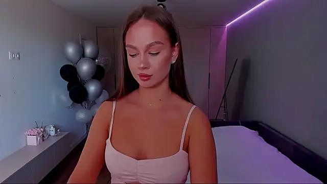 Girls and cam to cam: Watch as these sophisticated entertainers uncover their stunning costumes and curvaceous curves online!