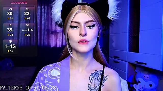 Girls and cam to cam: Watch as these sophisticated entertainers uncover their stunning costumes and curvaceous curves online!