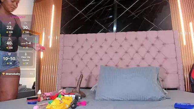 Girls and cam to cam: Watch as these sophisticated entertainers uncover their stunning costumes and curvaceous curves online!