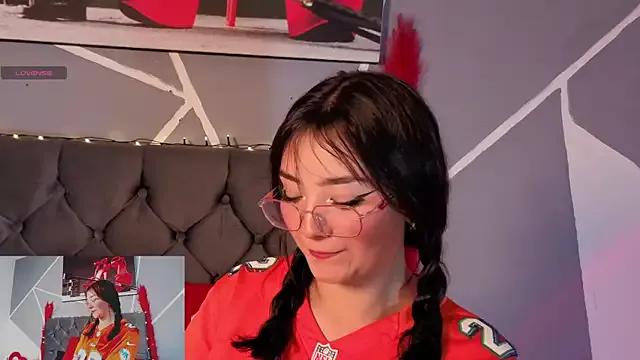 Girls and cam to cam: Watch as these sophisticated entertainers uncover their stunning costumes and curvaceous curves online!