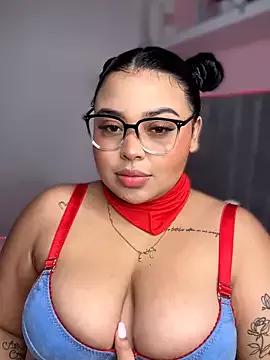 Girls and cam to cam: Watch as these sophisticated entertainers uncover their stunning costumes and curvaceous curves online!