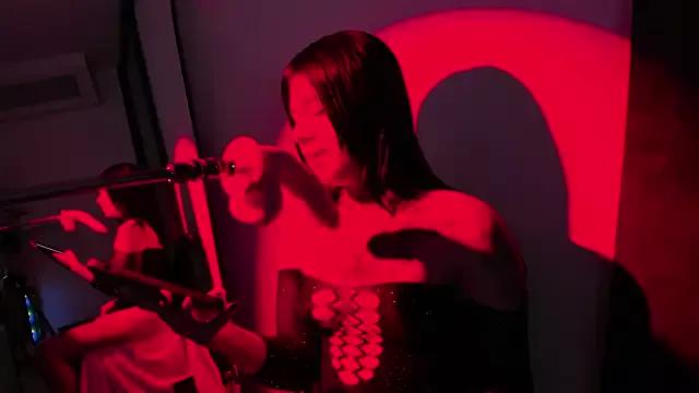 Girls and cam to cam: Watch as these sophisticated entertainers uncover their stunning costumes and curvaceous curves online!