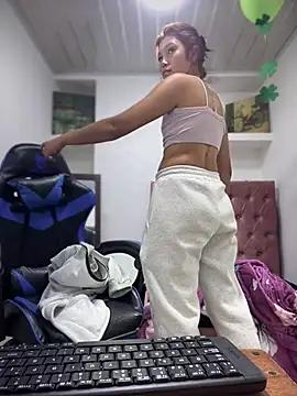 Girls and cam to cam: Watch as these sophisticated entertainers uncover their stunning costumes and curvaceous curves online!