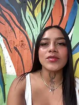 Emily_sharlot from StripChat is Freechat