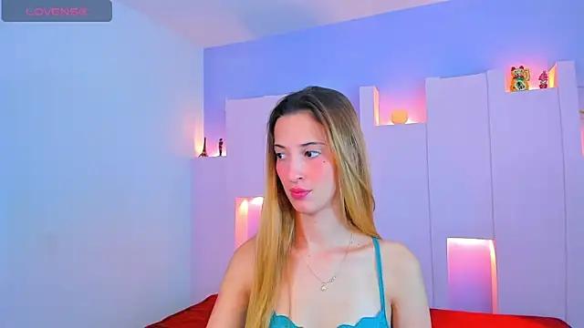 Girls and cam to cam: Watch as these sophisticated entertainers uncover their stunning costumes and curvaceous curves online!