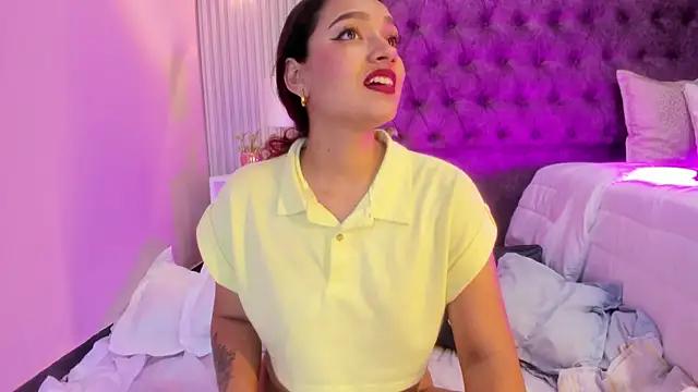 Girls and cam to cam: Watch as these sophisticated entertainers uncover their stunning costumes and curvaceous curves online!