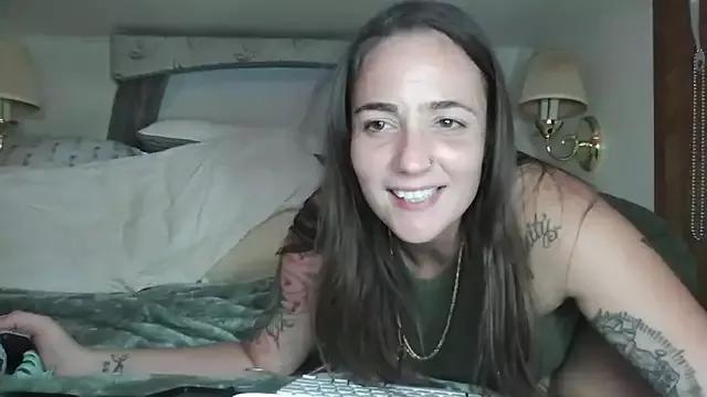 Emma-Rae from StripChat is Freechat