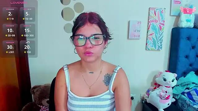 Girls and cam to cam: Watch as these sophisticated entertainers uncover their stunning costumes and curvaceous curves online!