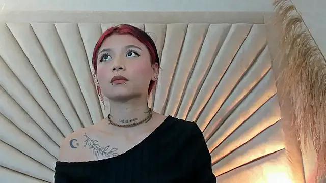 Emma_duff from StripChat is Freechat