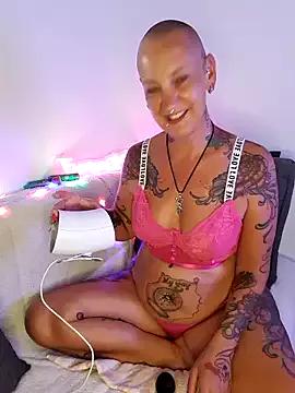 Emma_Milf25 from StripChat is Freechat