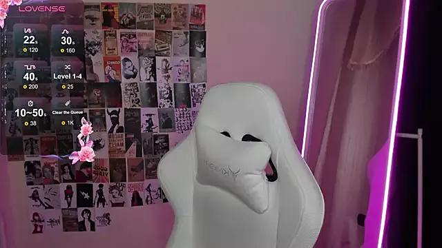 Girls and cam to cam: Watch as these sophisticated entertainers uncover their stunning costumes and curvaceous curves online!